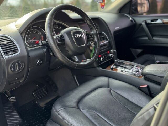 Черный Ауди Ку 7, объемом двигателя 3.6 л и пробегом 268 тыс. км за 9800 $, фото 2 на Automoto.ua