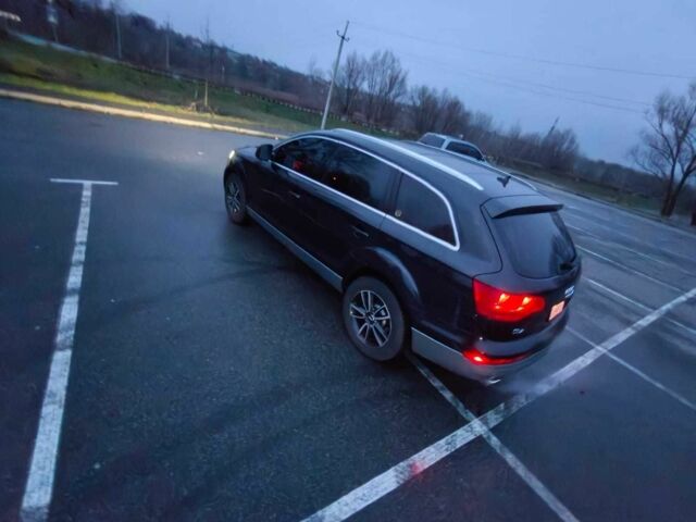 Черный Ауди Ку 7, объемом двигателя 4.2 л и пробегом 230 тыс. км за 8000 $, фото 7 на Automoto.ua