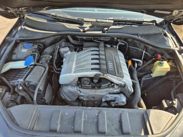 Черный Ауди Ку 7, объемом двигателя 3.6 л и пробегом 214 тыс. км за 9000 $, фото 7 на Automoto.ua