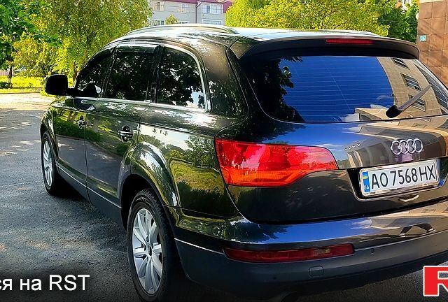 Черный Ауди Ку 7, объемом двигателя 3 л и пробегом 340 тыс. км за 12000 $, фото 4 на Automoto.ua