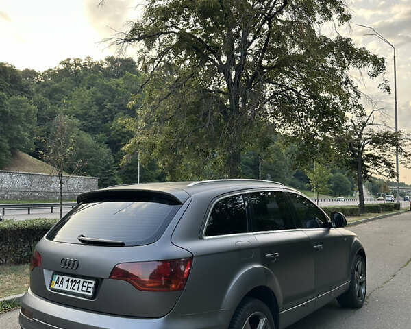 Черный Ауди Ку 7, объемом двигателя 4.16 л и пробегом 159 тыс. км за 11500 $, фото 5 на Automoto.ua