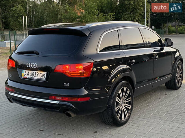 Черный Ауди Ку 7, объемом двигателя 4.2 л и пробегом 300 тыс. км за 7999 $, фото 5 на Automoto.ua