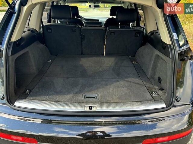 Черный Ауди Ку 7, объемом двигателя 4.2 л и пробегом 333 тыс. км за 9999 $, фото 5 на Automoto.ua