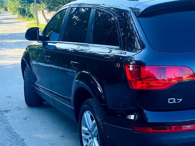 Ауди Ку 7 2006 в Днепре (Днепропетровске) на Automoto.ua Черный Ауди Ку 7, объемом двигателя 3.6 л и пробегом 200 тыс. км за 11500 $, фото 2 на Automoto.ua