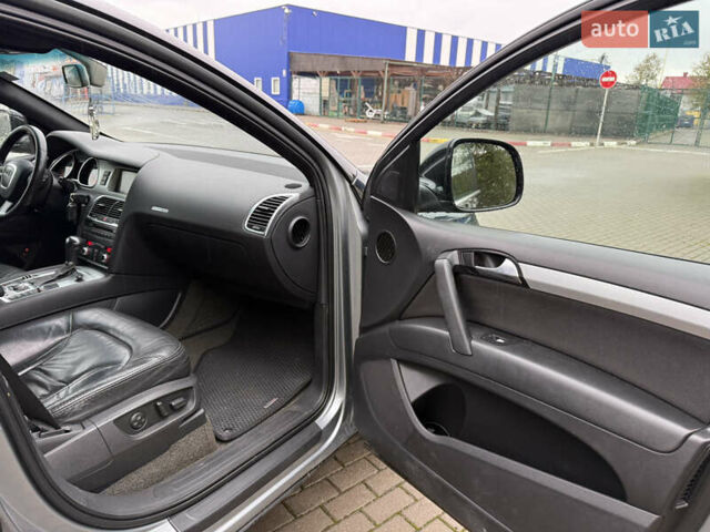 Чорний Ауді Ку 7, об'ємом двигуна 3 л та пробігом 320 тис. км за 8950 $, фото 17 на Automoto.ua
