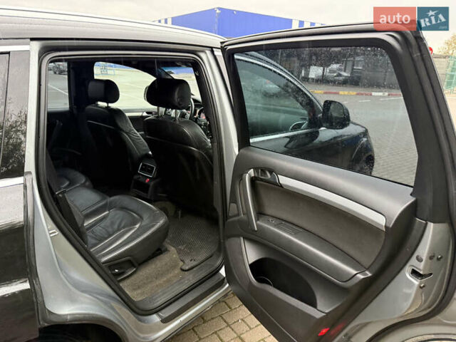 Чорний Ауді Ку 7, об'ємом двигуна 3 л та пробігом 320 тис. км за 8950 $, фото 25 на Automoto.ua