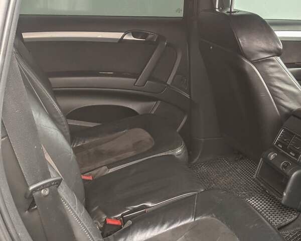 Черный Ауди Ку 7, объемом двигателя 3 л и пробегом 340 тыс. км за 10100 $, фото 7 на Automoto.ua