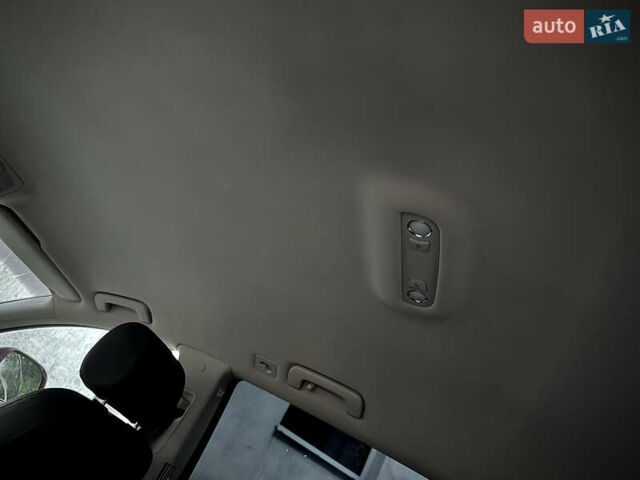 Черный Ауди Ку 7, объемом двигателя 4.2 л и пробегом 255 тыс. км за 15200 $, фото 3 на Automoto.ua