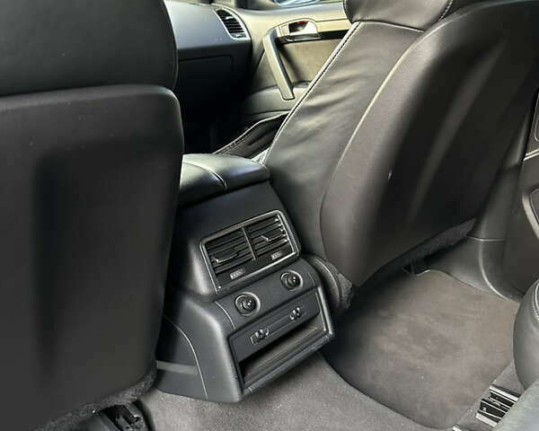 Черный Ауди Ку 7, объемом двигателя 4.16 л и пробегом 159 тыс. км за 11500 $, фото 10 на Automoto.ua