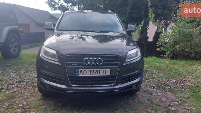 Черный Ауди Ку 7, объемом двигателя 3 л и пробегом 355 тыс. км за 10700 $, фото 11 на Automoto.ua