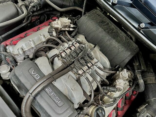 Чорний Ауді Ку 7, об'ємом двигуна 4.2 л та пробігом 255 тис. км за 15000 $, фото 4 на Automoto.ua