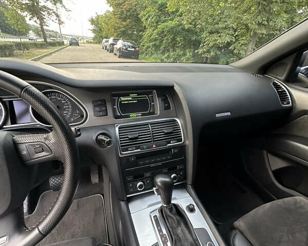 Черный Ауди Ку 7, объемом двигателя 4.16 л и пробегом 159 тыс. км за 11500 $, фото 16 на Automoto.ua