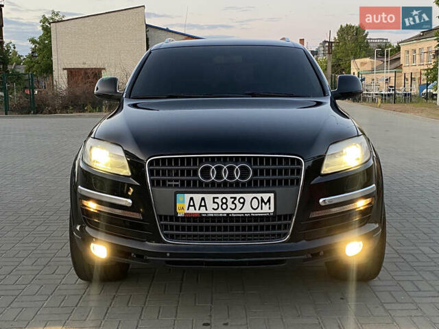 Черный Ауди Ку 7, объемом двигателя 4.2 л и пробегом 300 тыс. км за 7999 $, фото 3 на Automoto.ua