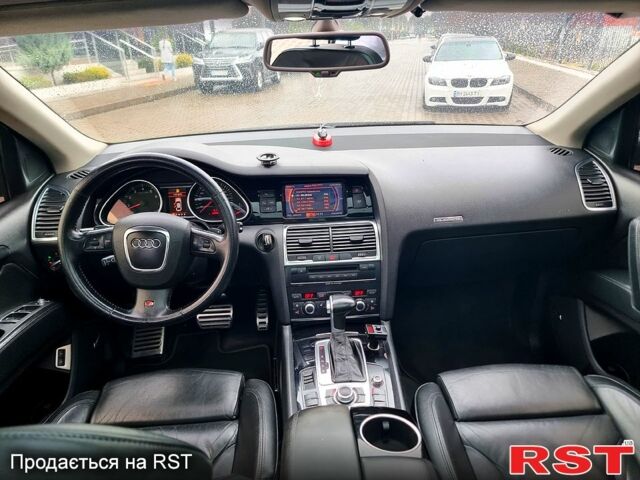 Черный Ауди Ку 7, объемом двигателя 4.2 л и пробегом 336 тыс. км за 9800 $, фото 5 на Automoto.ua
