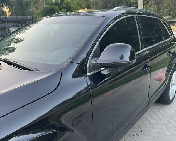 Черный Ауди Ку 7, объемом двигателя 3 л и пробегом 245 тыс. км за 14500 $, фото 1 на Automoto.ua