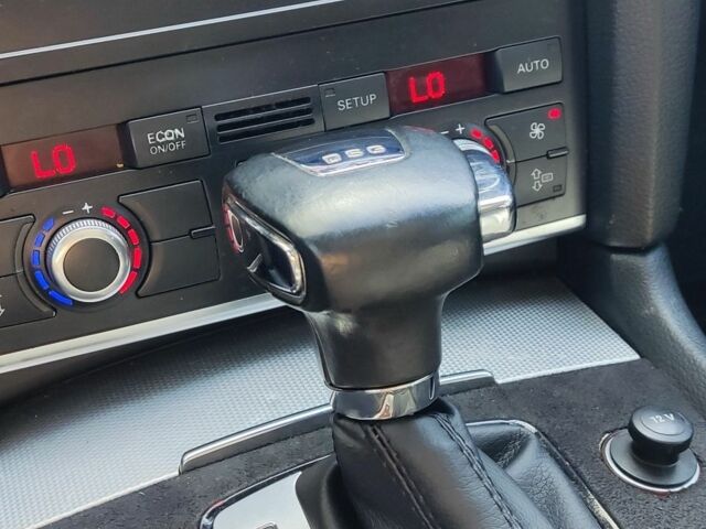 Черный Ауди Ку 7, объемом двигателя 3 л и пробегом 285 тыс. км за 12000 $, фото 8 на Automoto.ua