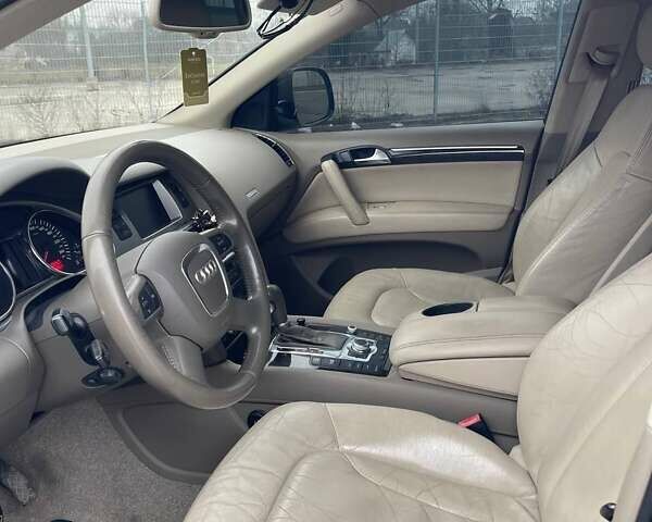 Чорний Ауді Ку 7, об'ємом двигуна 4.2 л та пробігом 156 тис. км за 10500 $, фото 8 на Automoto.ua