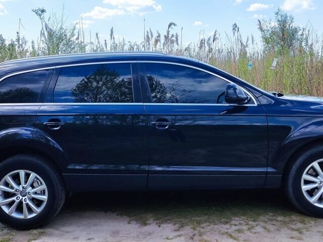 Черный Ауди Ку 7, объемом двигателя 3 л и пробегом 285 тыс. км за 12000 $, фото 2 на Automoto.ua