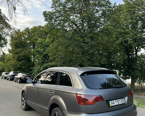 Черный Ауди Ку 7, объемом двигателя 4.16 л и пробегом 159 тыс. км за 11500 $, фото 6 на Automoto.ua