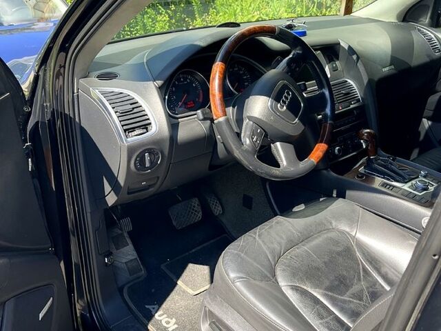 Чорний Ауді Ку 7, об'ємом двигуна 3.6 л та пробігом 285 тис. км за 10000 $, фото 7 на Automoto.ua