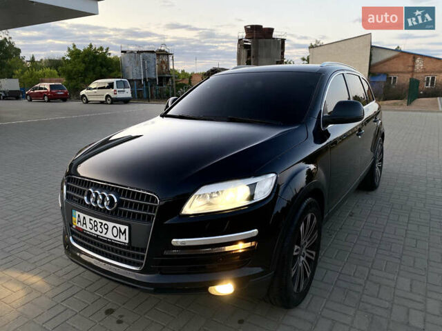 Черный Ауди Ку 7, объемом двигателя 4.2 л и пробегом 300 тыс. км за 7999 $, фото 8 на Automoto.ua