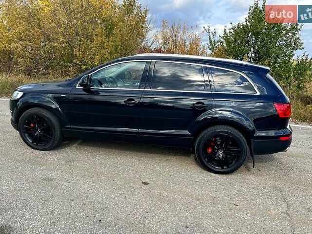 Черный Ауди Ку 7, объемом двигателя 4.2 л и пробегом 333 тыс. км за 9999 $, фото 3 на Automoto.ua