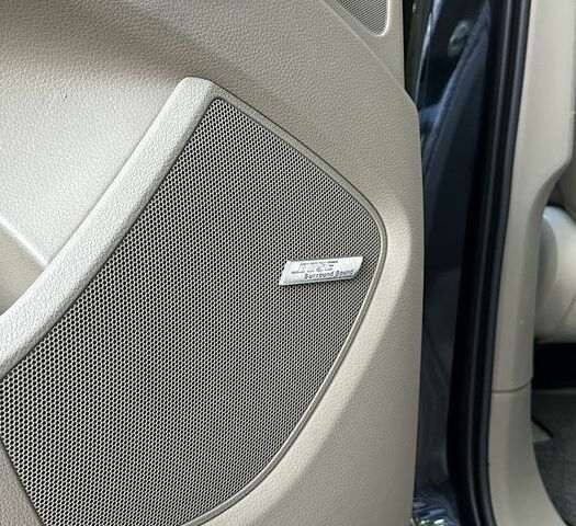 Черный Ауди Ку 7, объемом двигателя 3 л и пробегом 291 тыс. км за 2750 $, фото 7 на Automoto.ua