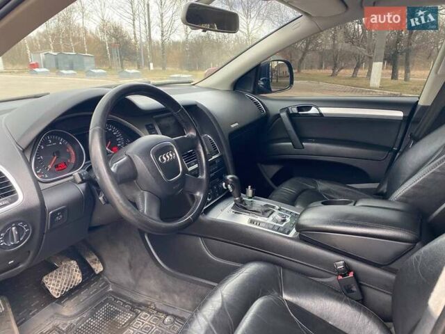 Черный Ауди Ку 7, объемом двигателя 2.97 л и пробегом 257 тыс. км за 12200 $, фото 12 на Automoto.ua