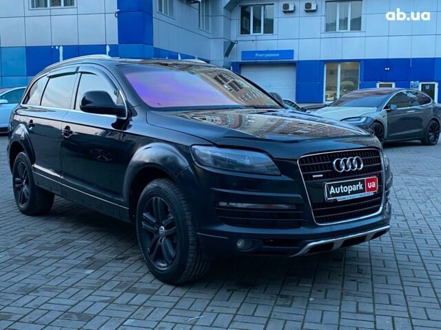 Черный Ауди Ку 7, объемом двигателя 42 л и пробегом 352 тыс. км за 11290 $, фото 2 на Automoto.ua