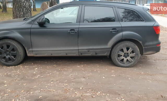 Черный Ауди Ку 7, объемом двигателя 3 л и пробегом 392 тыс. км за 7800 $, фото 5 на Automoto.ua