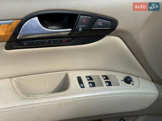 Черный Ауди Ку 7, объемом двигателя 4.2 л и пробегом 260 тыс. км за 10440 $, фото 19 на Automoto.ua