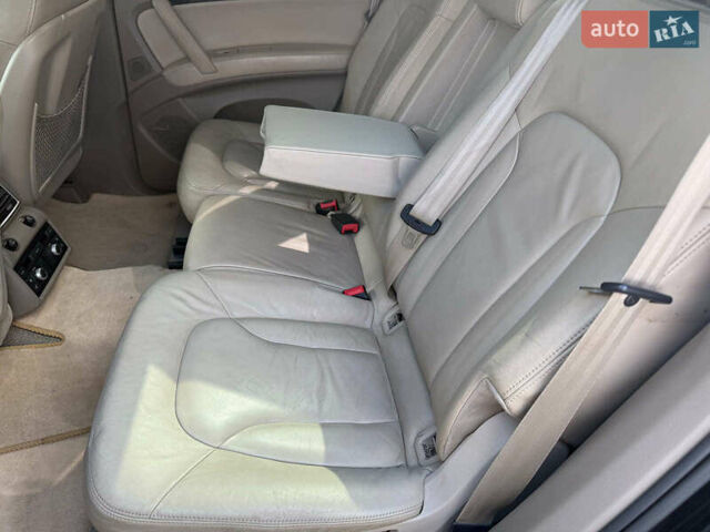 Черный Ауди Ку 7, объемом двигателя 4.2 л и пробегом 260 тыс. км за 10440 $, фото 8 на Automoto.ua