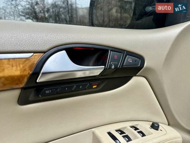 Черный Ауди Ку 7, объемом двигателя 4.2 л и пробегом 291 тыс. км за 9999 $, фото 36 на Automoto.ua