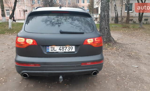 Черный Ауди Ку 7, объемом двигателя 3 л и пробегом 392 тыс. км за 7800 $, фото 4 на Automoto.ua
