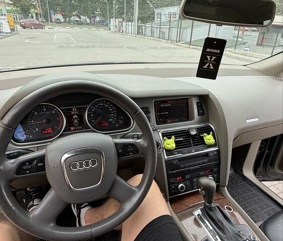Чорний Ауді Ку 7, об'ємом двигуна 3 л та пробігом 320 тис. км за 6793 $, фото 5 на Automoto.ua