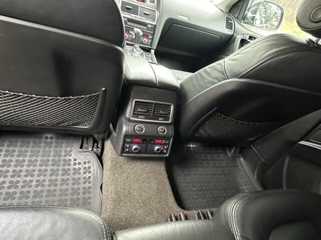 Черный Ауди Ку 7, объемом двигателя 3 л и пробегом 337 тыс. км за 7150 $, фото 12 на Automoto.ua