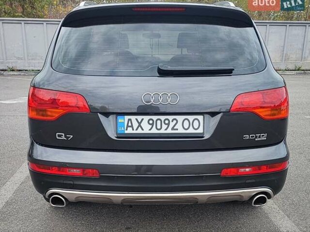 Чорний Ауді Ку 7, об'ємом двигуна 2.97 л та пробігом 398 тис. км за 10700 $, фото 4 на Automoto.ua