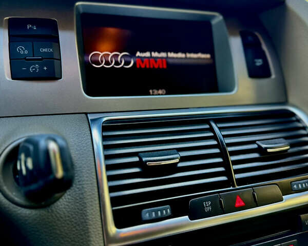 Черный Ауди Ку 7, объемом двигателя 3.6 л и пробегом 280 тыс. км за 11999 $, фото 15 на Automoto.ua