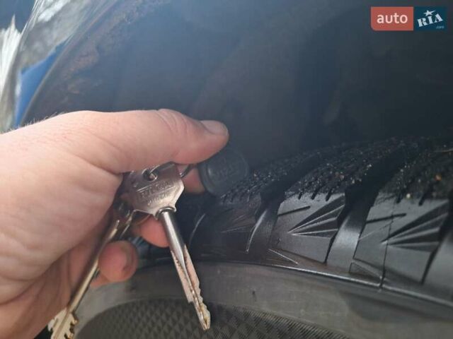 Черный Ауди Ку 7, объемом двигателя 3 л и пробегом 218 тыс. км за 13500 $, фото 19 на Automoto.ua