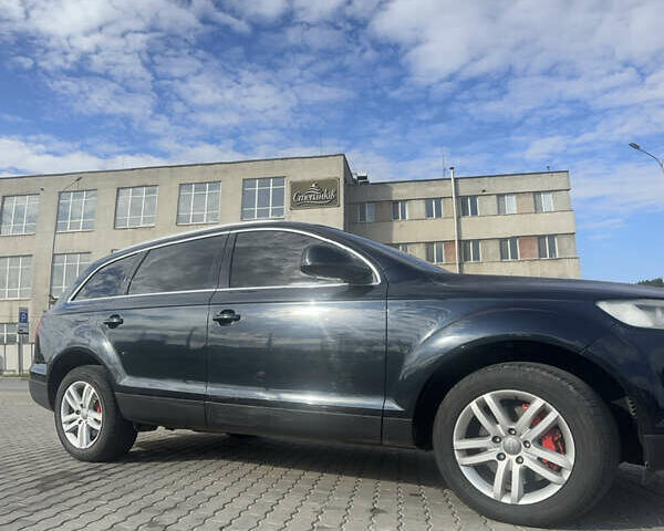 Черный Ауди Ку 7, объемом двигателя 3 л и пробегом 330 тыс. км за 12000 $, фото 4 на Automoto.ua