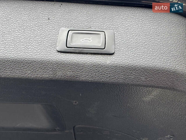 Чорний Ауді Ку 7, об'ємом двигуна 4.2 л та пробігом 335 тис. км за 10599 $, фото 17 на Automoto.ua