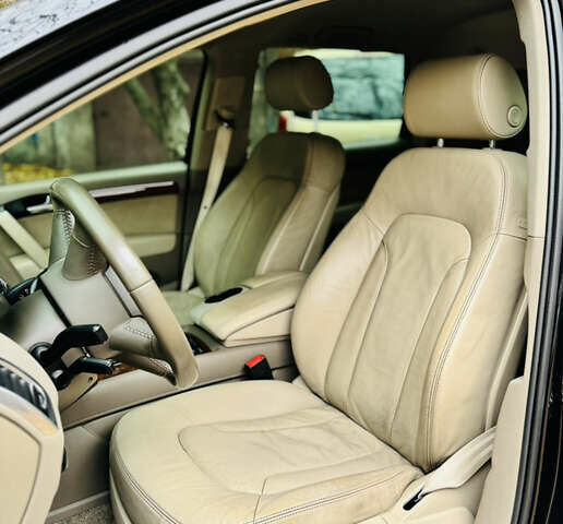 Черный Ауди Ку 7, объемом двигателя 3.6 л и пробегом 280 тыс. км за 11999 $, фото 22 на Automoto.ua