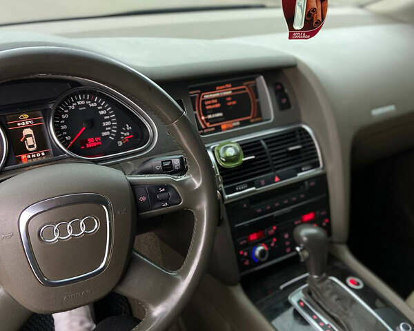 Чорний Ауді Ку 7, об'ємом двигуна 2.97 л та пробігом 320 тис. км за 11500 $, фото 6 на Automoto.ua
