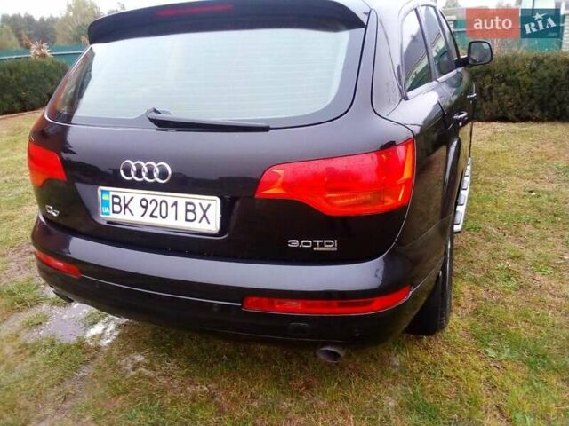 Чорний Ауді Ку 7, об'ємом двигуна 3 л та пробігом 231 тис. км за 10000 $, фото 10 на Automoto.ua