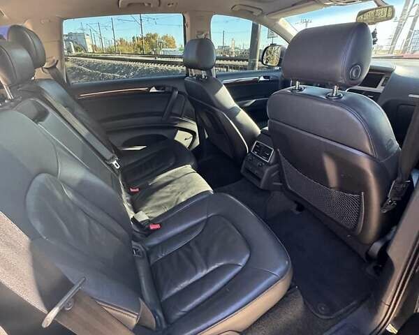 Черный Ауди Ку 7, объемом двигателя 0 л и пробегом 230 тыс. км за 9000 $, фото 13 на Automoto.ua