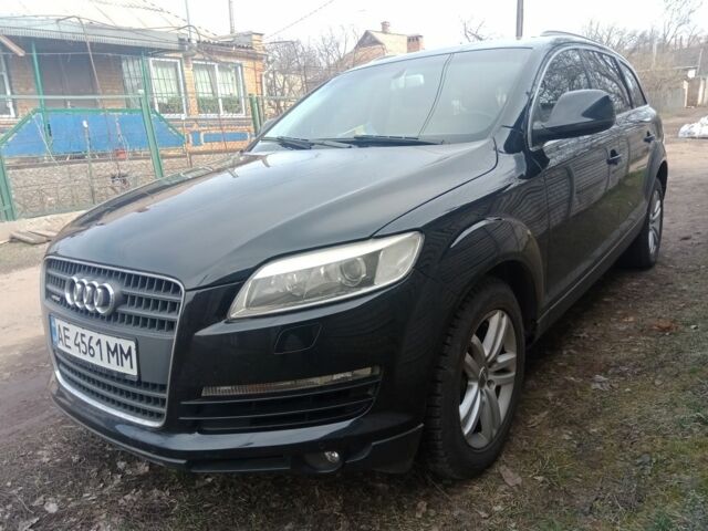 Черный Ауди Ку 7, объемом двигателя 3.6 л и пробегом 213 тыс. км за 11000 $, фото 4 на Automoto.ua