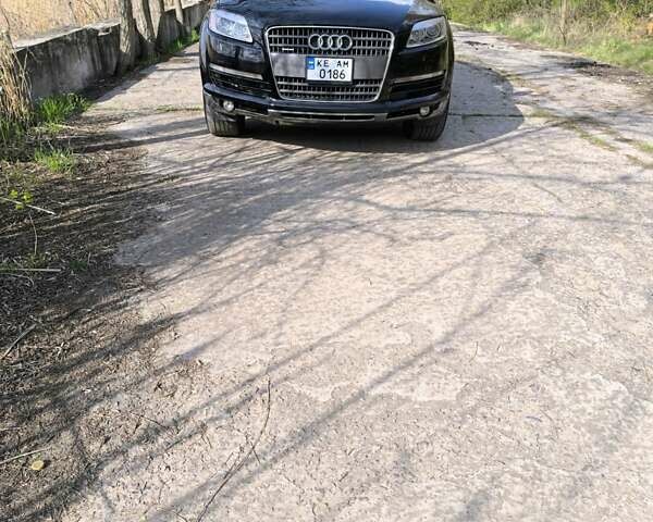 Ауди Ку 7 2007 в Никополе на Automoto.ua Черный Ауди Ку 7, объемом двигателя 3 л и пробегом 187 тыс. км за 13200 $, фото 11 на Automoto.ua