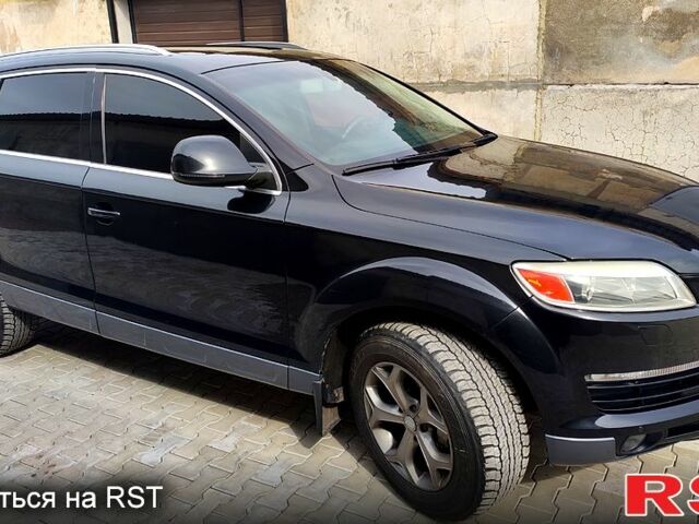 Черный Ауди Ку 7, объемом двигателя 3.6 л и пробегом 300 тыс. км за 10500 $, фото 2 на Automoto.ua