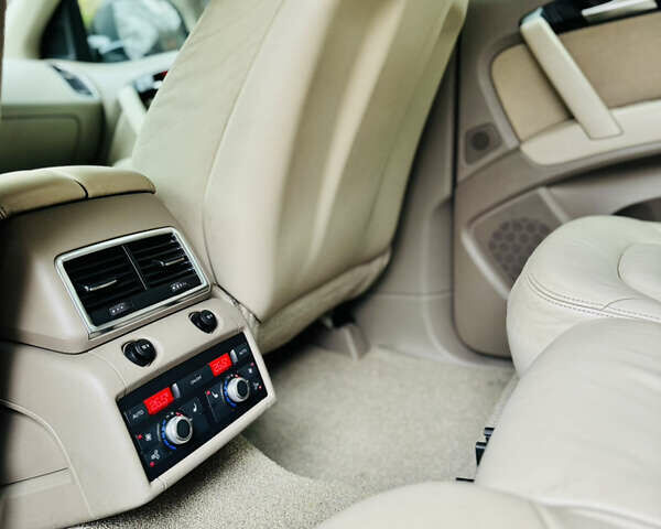 Черный Ауди Ку 7, объемом двигателя 3.6 л и пробегом 280 тыс. км за 11999 $, фото 23 на Automoto.ua