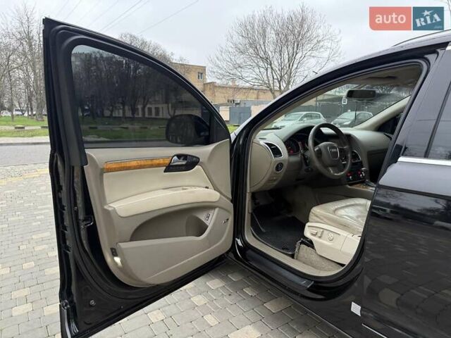 Черный Ауди Ку 7, объемом двигателя 4.2 л и пробегом 291 тыс. км за 9999 $, фото 33 на Automoto.ua